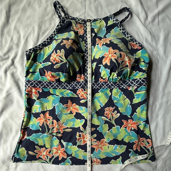 EUC. Women’s Lands' End Navy, Green, & Orange Floral Print Tankini (Size 18) - Picture 2 of 6